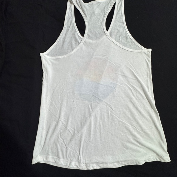 Hootie & the Blowfish Official 'Summer Camp With Trucks' 2024 Tour Tank - Picture 2 of 5